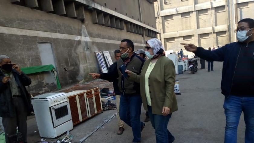تنفيذ تجربة لتطبيق الإجراءات الإحترازية بسوق الجمعة في الإسكندرية