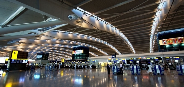 مطار هيثرو البريطاني