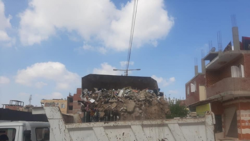 رفع القمامة من شوارع الإسماعيلية