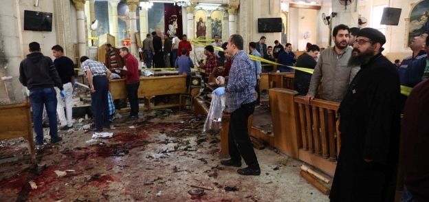 جانب من تفجير كنيسة مار جرجس بمدينة طنطا أمس