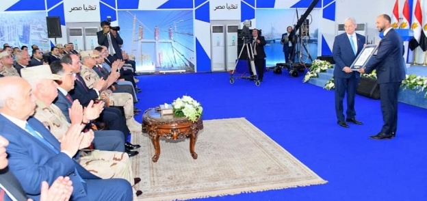 الرئيس خلال افتتاح كوبري تحيا مصر