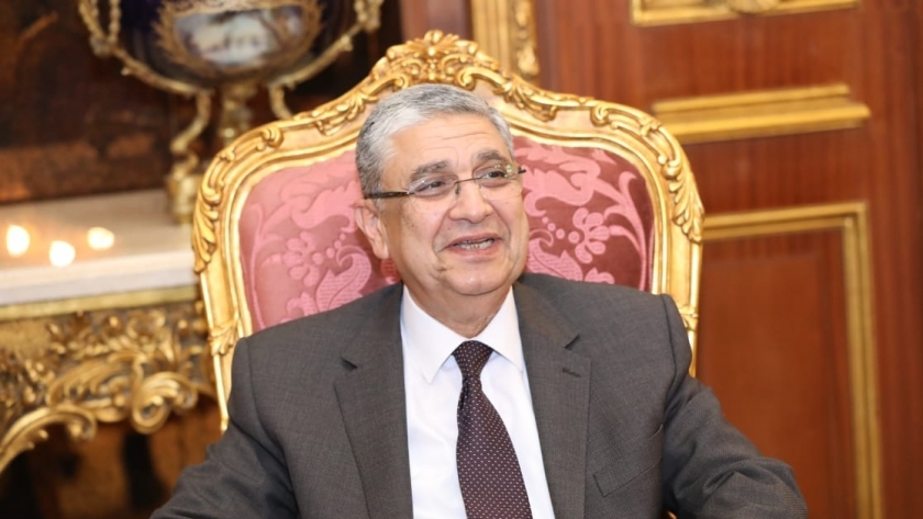 الدكتور محمد شاكر .. وزير الكهرباء