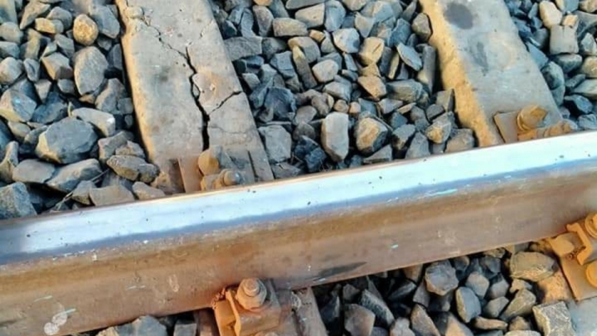 صورة قضبان السكك الحديدية