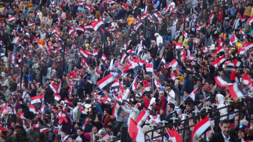 احتفالات المصريين بعيد الشرطة في ستاد القاهرة