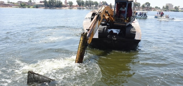 إزالة 15 قفصا سمكيا بنهر النيل في البحيرة