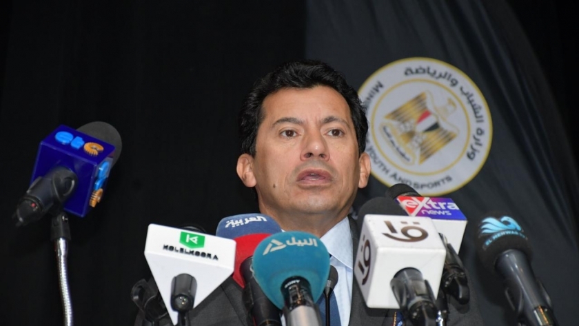 الدكتور اشرف صبحي ، وزير الشباب والرياضة ـ أرشيفية
