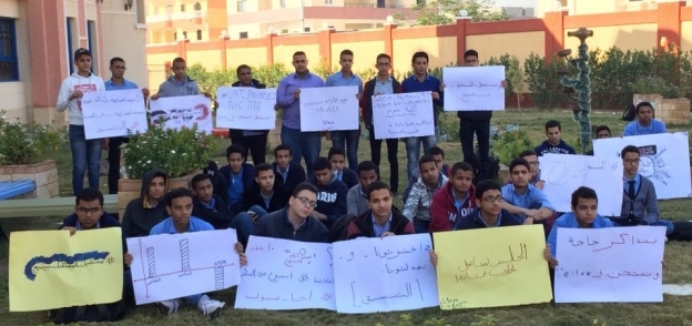 استمرار إضراب طلاب مدارس المتفوقين بالمحافظات