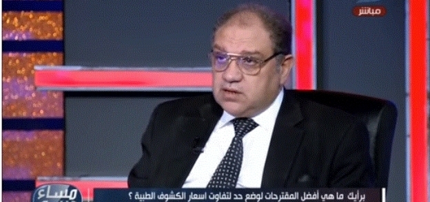الدكتور خالد سمير