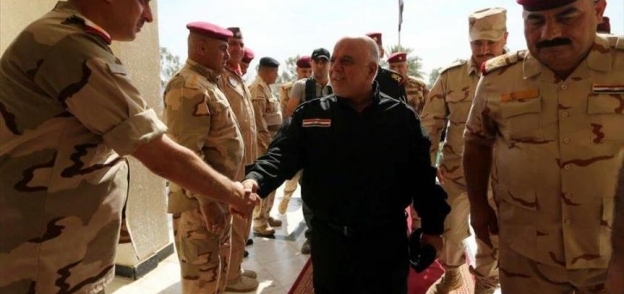 العبادي يعفي قياديا بالجيش ومسؤولي أمن في بغداد