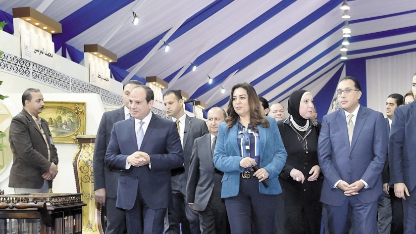 الرئيس خلال افتتاحه عدداً من المشروعات القومية بمحافظة دمياط