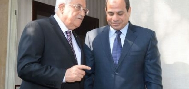أبو مازن مع الرئيس السيسي