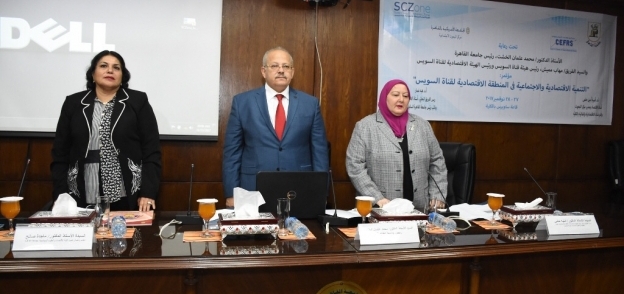رئيس جامعة القاهرة يفتتح مؤتمر التنمية الاقتصادية والاجتماعية