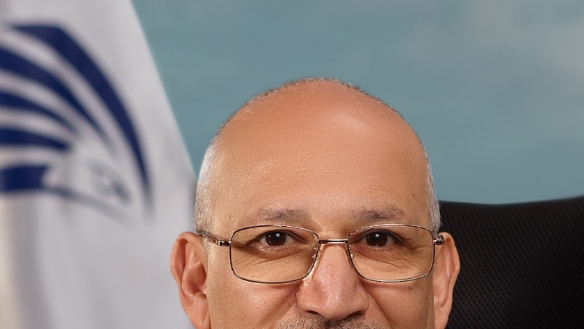  الطيار رشدي زكريا رئيس الشركة القابضة لمصر للطيران