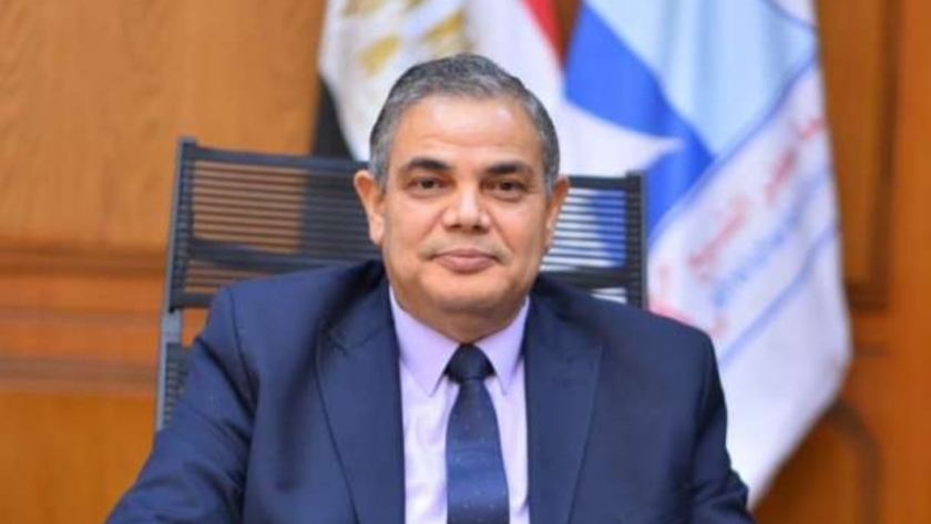 الدكتور عبد الرازق يوسف دسوقي رئيس جامعة كفر الشيخ