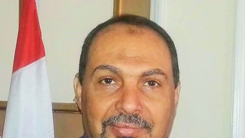 علي إسماعيل مدير معهد بحوث الأراضي والمياة والبيئة