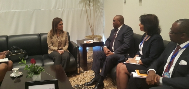 اجتماع سابق لوزيرة الاستثمار مع رئيس الافريقي للاستيارد والتصدير