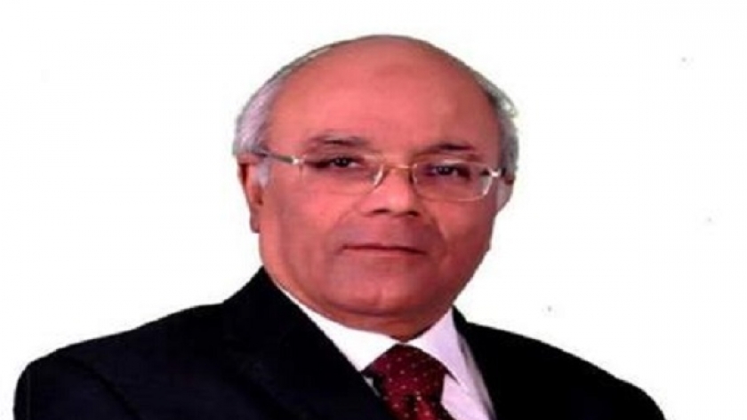 الدكتور محمد عطية الفيومي أمين صندوق الاتحاد العام للغرف التجارية