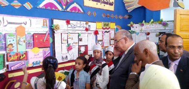 البنواني وكيل وزارة التعليم يفتتح معرض ختام الانشطة التربوية