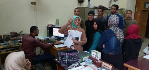 جانب من عمليات فتح باب الإنتخابات بجامعة بنها