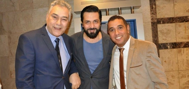أنيس بوجواري مع الفنانين ياسر علي ماهر وأحمد رفعت