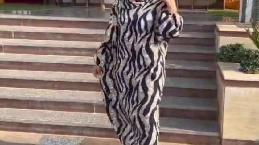 إجراء عاجل من «أوقاف بني سويف» بسبب جلسة تصوير لمصممة أزياء أمام مسجد