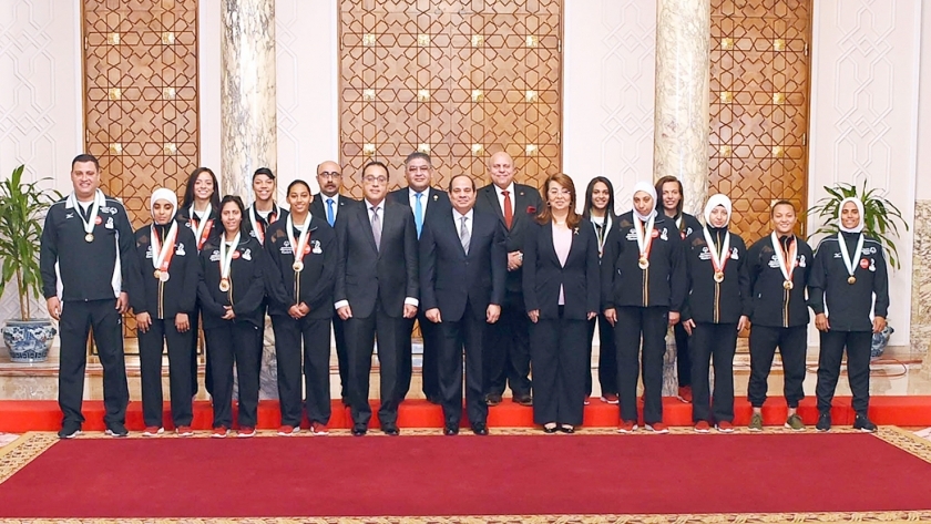 الرئيس السيسى يكرم بطلات الرياضة