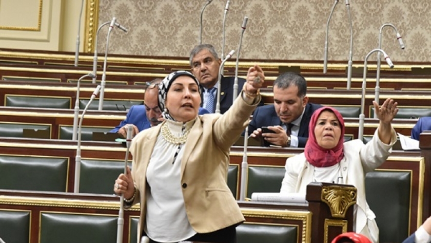«تزويغ» النواب من الجلسات أبرز تحديات دور الانعقاد الخامس للبرلمان