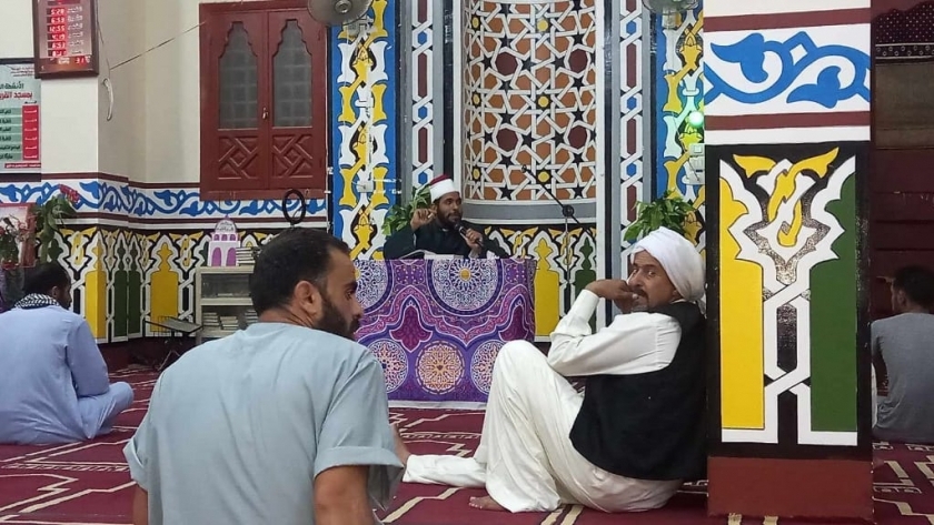خلال لقاء ديني لرابطة خريجي الأزهر بأحد مساجد مطروح