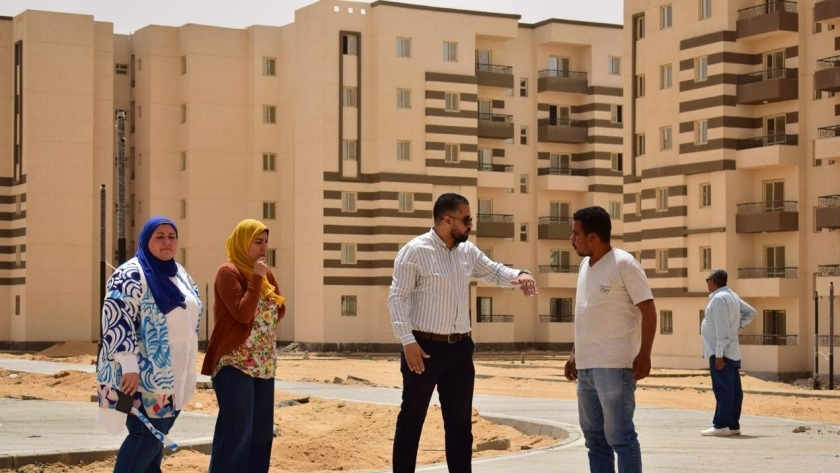 قيادات الاسكان يتفقدون مشروعات المبادرة الرئاسية سكن لكل المصريين بأكتوبر الجديدة