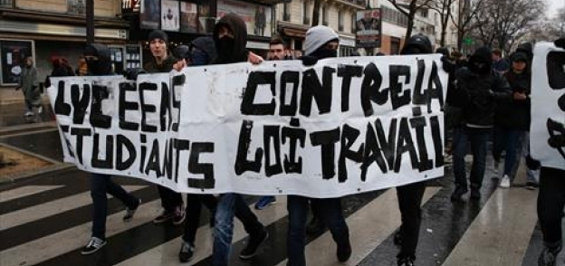 بالصور| فرنسا تواجه احتجاجات على خلفية إصلاح سوق العمل