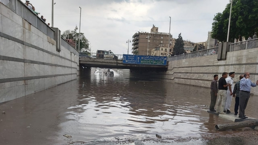 نفق العروبة أحد الأحياء التى تأثرت بسبب الأمطار