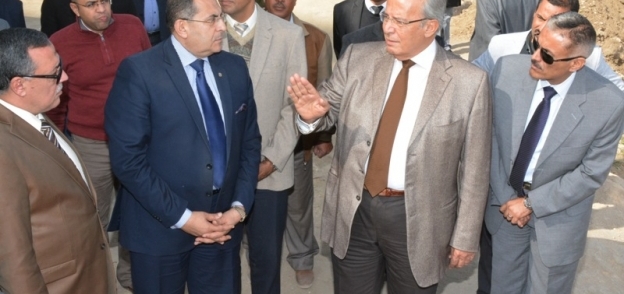 وزير التنمية المحلية يتفقد متحف الأثار وكورنيش النيل بسوهاج
