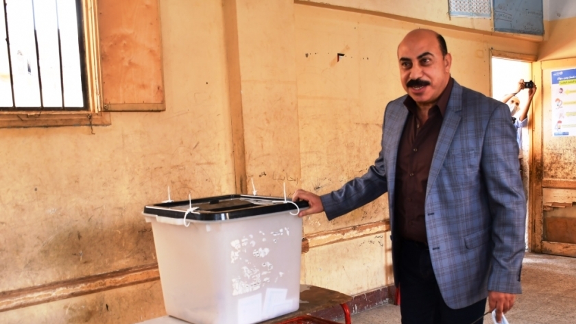 محافظ أسوان يدعو المواطنين للمشاركة في الانتخابات: واجب وطني