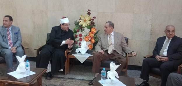 محافظ أسيوط يستقبل وزير الأوقاف خلال زيارته للمحافظة