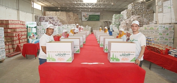 "الأورمان": توزيع 3 آلاف كرتونة رمضانية بالإسكندرية