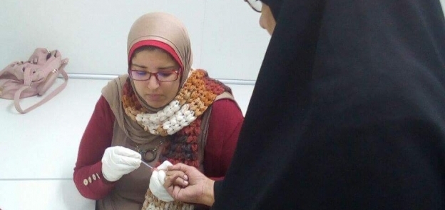 محافظ الإسكندرية: الكشف على ١٧٦ مواطن بمنتزه ثان  للقضاء على فيروس سي