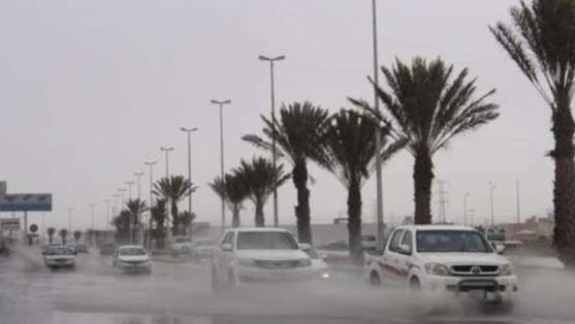 جانب من هطول أمطار بمنطقة جازان فى السعودية