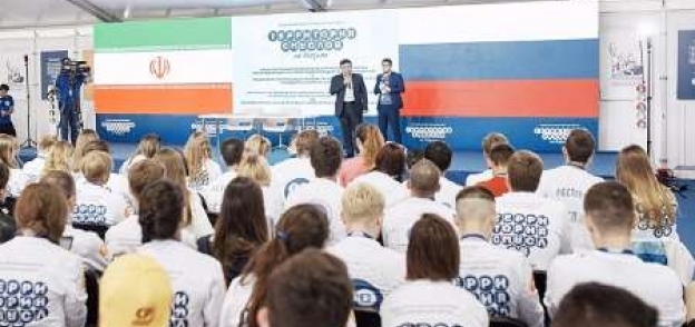 ايران وروسيا توقعان وثيقة للتعاون في شؤون الشباب