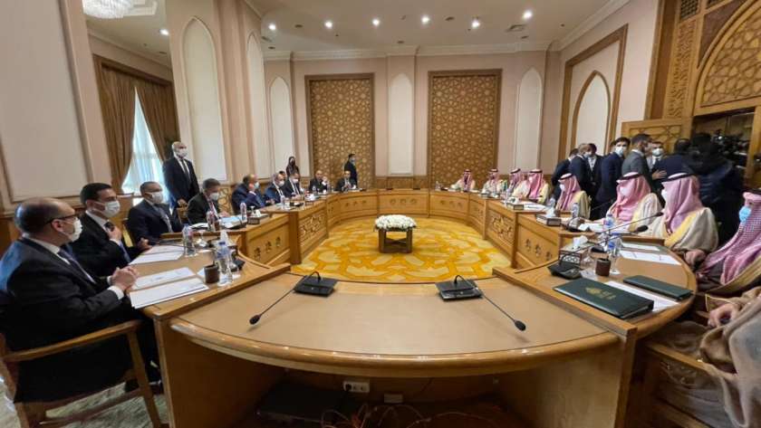 مصر والسعودية تؤكدان دعم استقرار المنطقة ورفض التدخلات الأجنبية