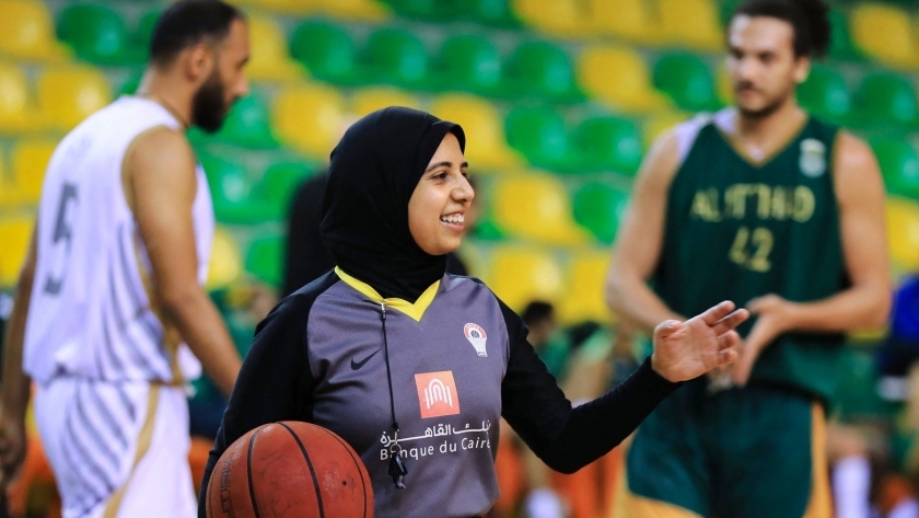 ساراة جمال حكم كرة السلة المصرية