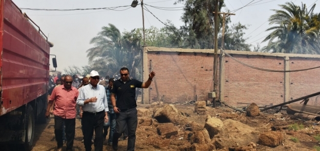 محافظ أسوان: تلقيت اتصالا من رئيس الوزراء للاطمئنان على حريق كوم أمبو