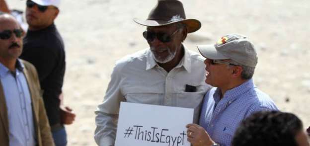 مورجان فريمان مع وزير السياحة المصري