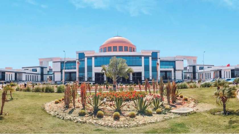 جامعة العلوم والتكنولوجيا بمدينة زويل