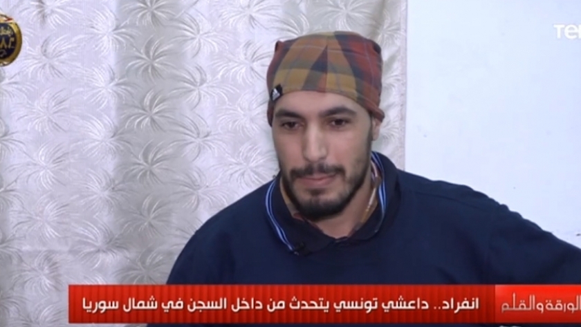 أحد عناصر داعش في سجون سوريا
