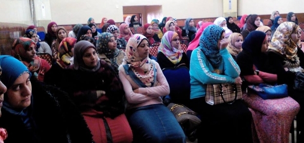 "المشروعات الصغيرة ودورها فى مواجهة البطالة" في ندوة بالغربية