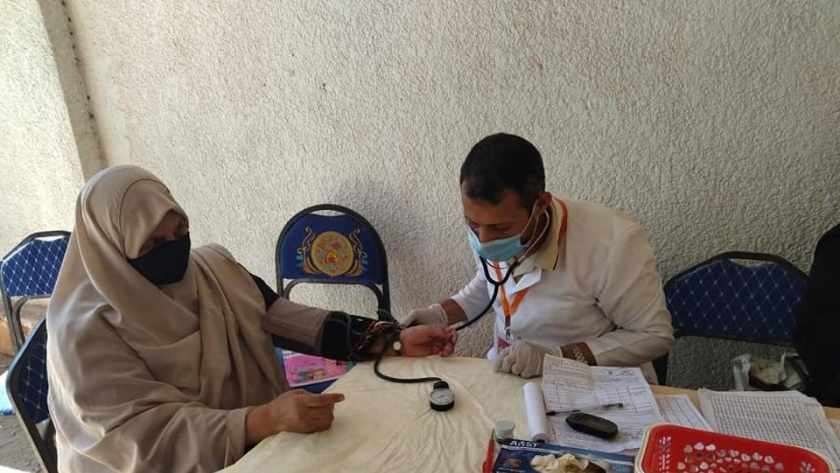 القافلة الطبية في قرية «الطرحة» بدمياط