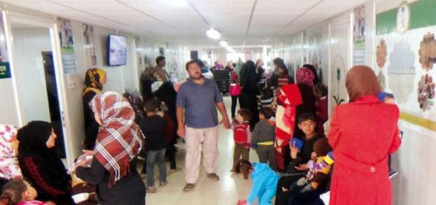 العيادات التخصصية السعودية تقدم خدماتها للأشقاء اللاجئين السوري