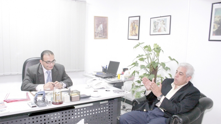 الكاتب الصحفى محمد مصطفى أبوشامة خلال حواره مع الدكتور حسام بدراوى