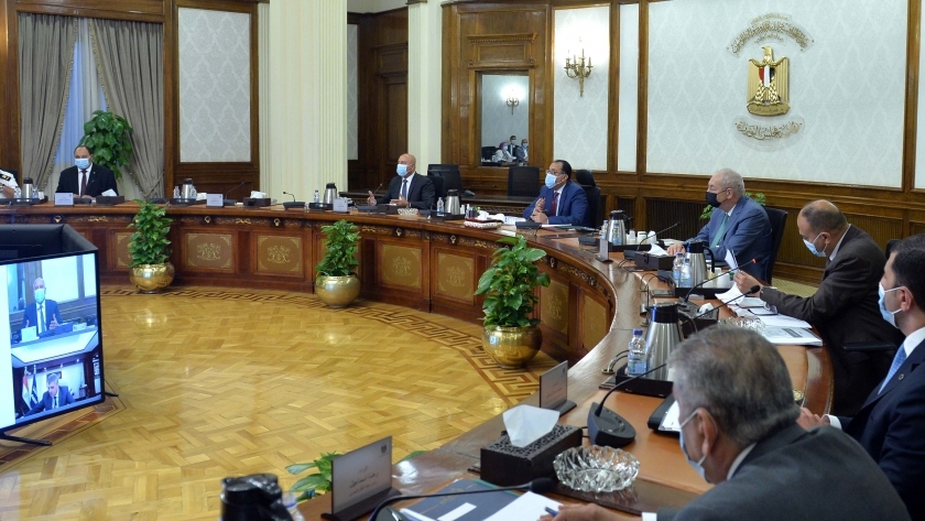 رئيس الوزراء يترأس الاجتماع الأول للمجلس الأعلى للمواني بعد إعادة تشكيله