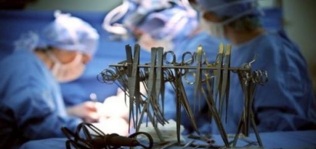 نزف 5 ساعات.. شكوى ضد طبيب تسبب في وفاة طفل بعد عملية طهارة ببورسعيد